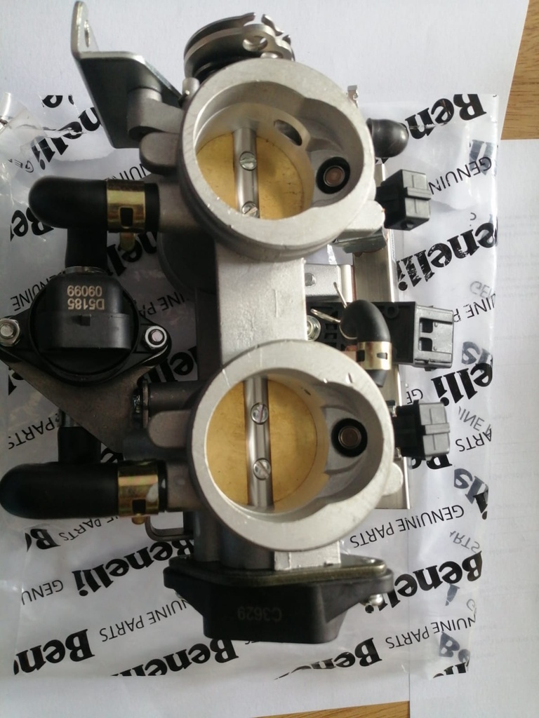 Cuerpo de aceleracion de TRK502