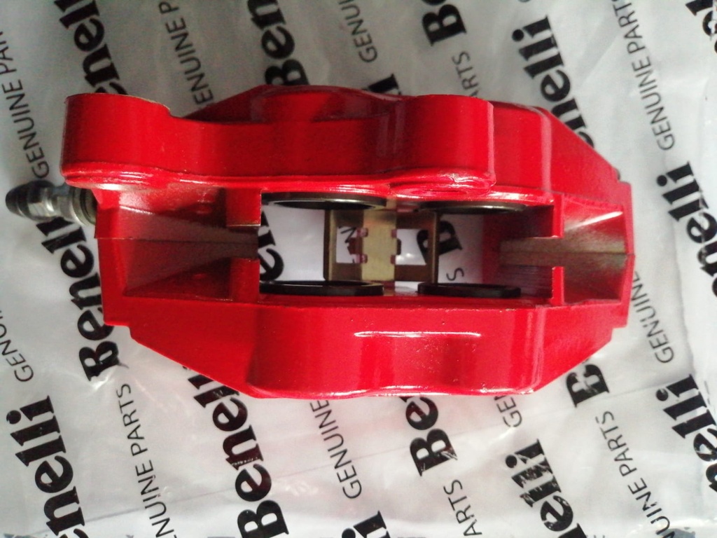 Caliper de freno delantero Benelli TNT150 / 180S