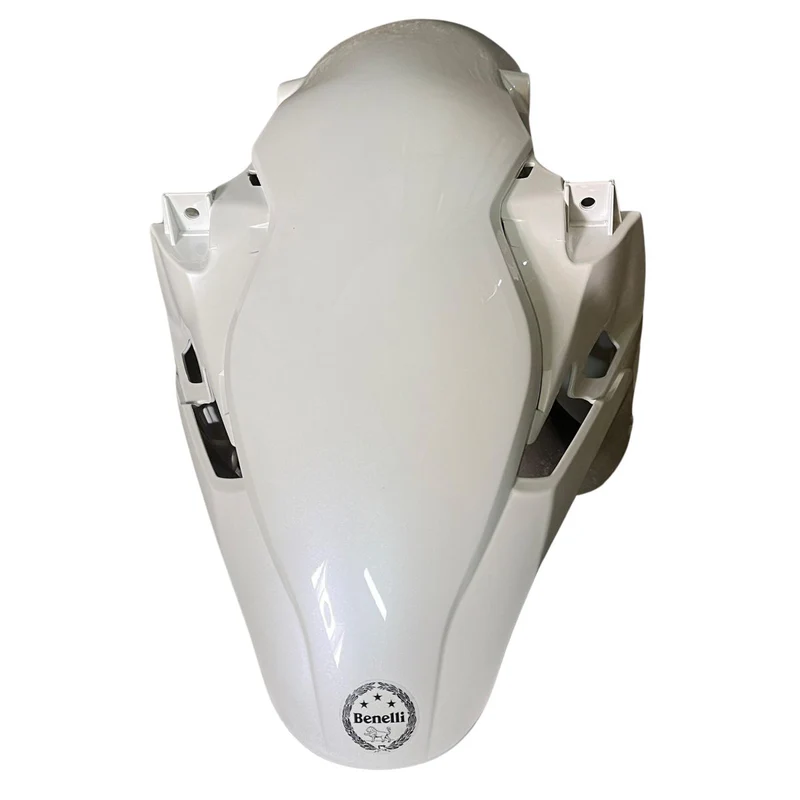 Guardabarro delantero con calcomanías Benelli TNT150