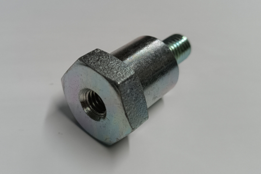 Tornillo M10×17 TRK502