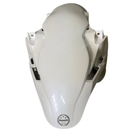 Guardabarro delantero con calcomanías Benelli TNT150